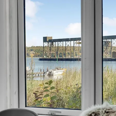 2 Bedroom In Ferienhaus *